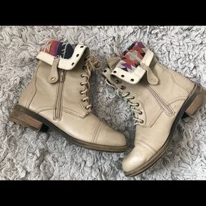Fold down combat boots